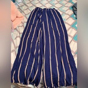 Francesca’s flowy striped pants